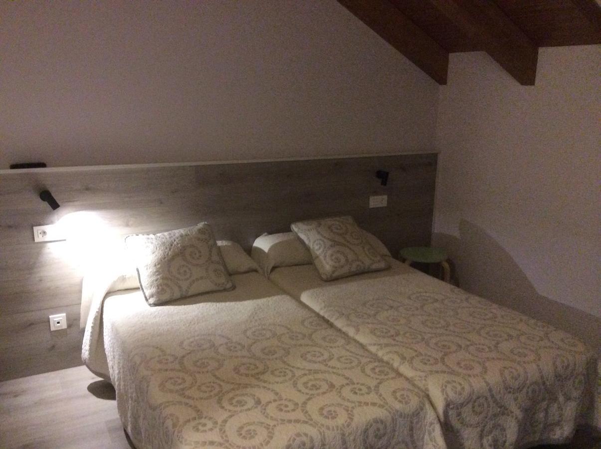 La Casa De Los Soportales มันซีญา เด ลาสมูลัส ภายนอก รูปภาพ